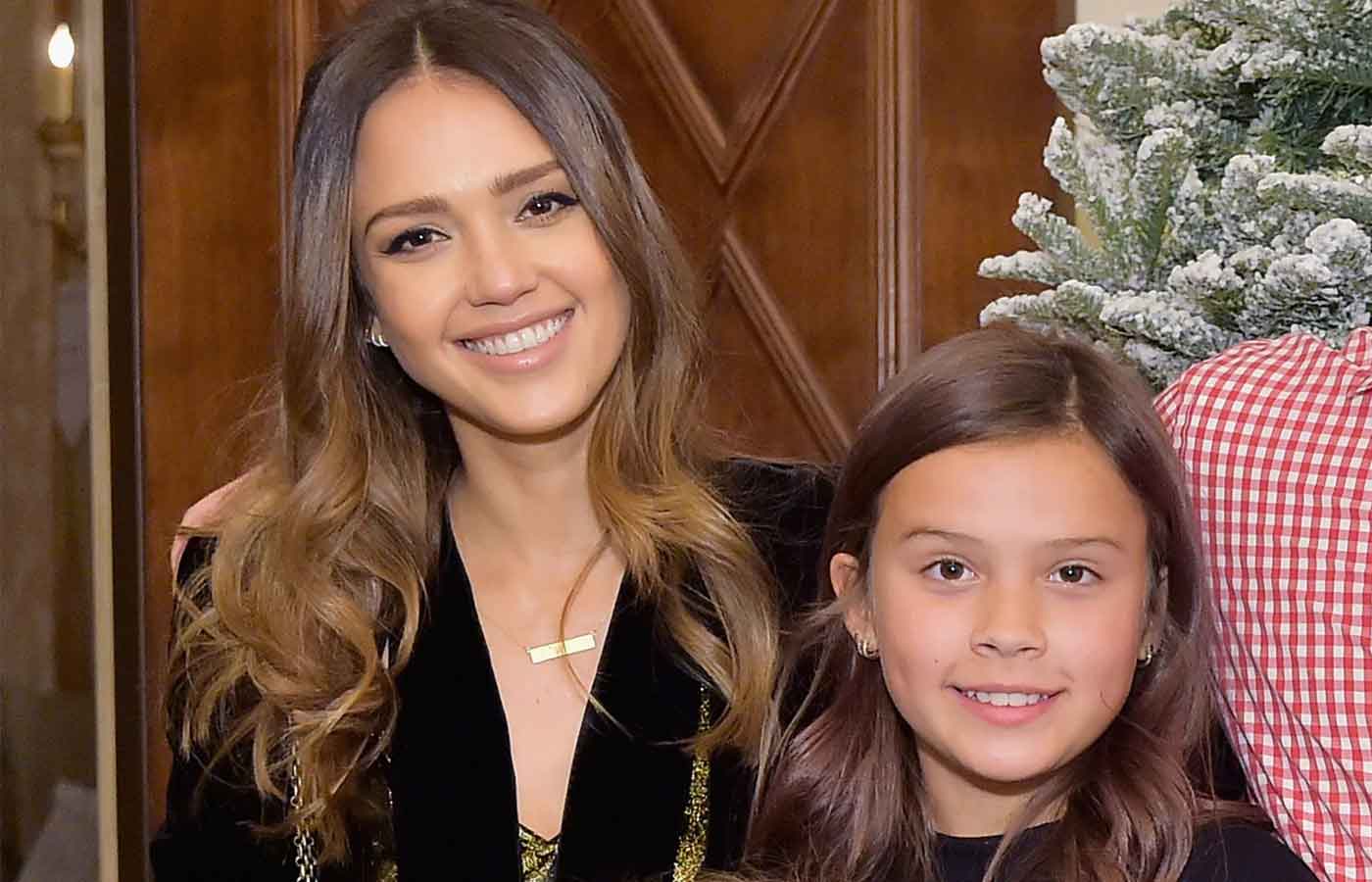 jessica-alba-and-her-daughter